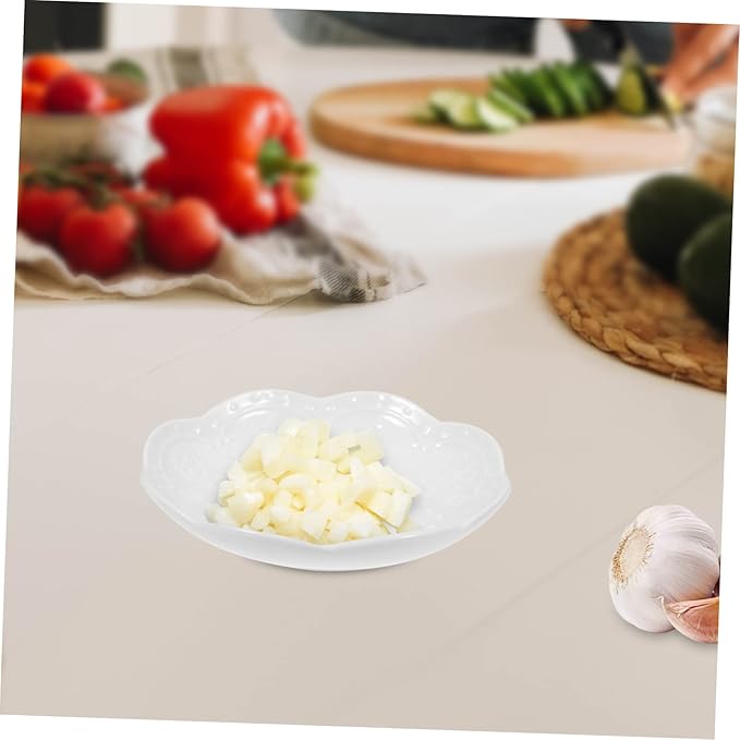 4pcs Ceramic Appetizer Plates Multipurpose Sauce Dishes for Dipping Seasoning Condiments Elegant Floral Design for Home Parties and Celebrations