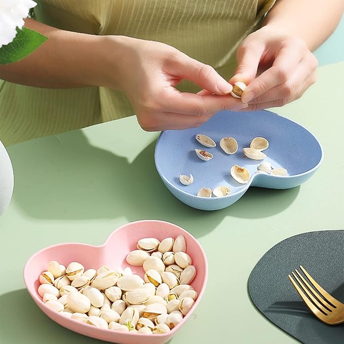 Incauca 5 Pack 6 Inch Heart Shape Mini Dipping Sauces Bowls, Unbreakable Wheat Straw Small Snack Dessert Dishes, Salad Plates for Sushi Side Dish Fruit Appetizer Cake, Beige