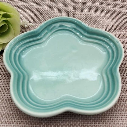 Small Ceramics Dish in Elegant Plums Blossoms Styles Multiple Color Appetizer Plates Perfect for Kitchen Dining Setting Flower Dish